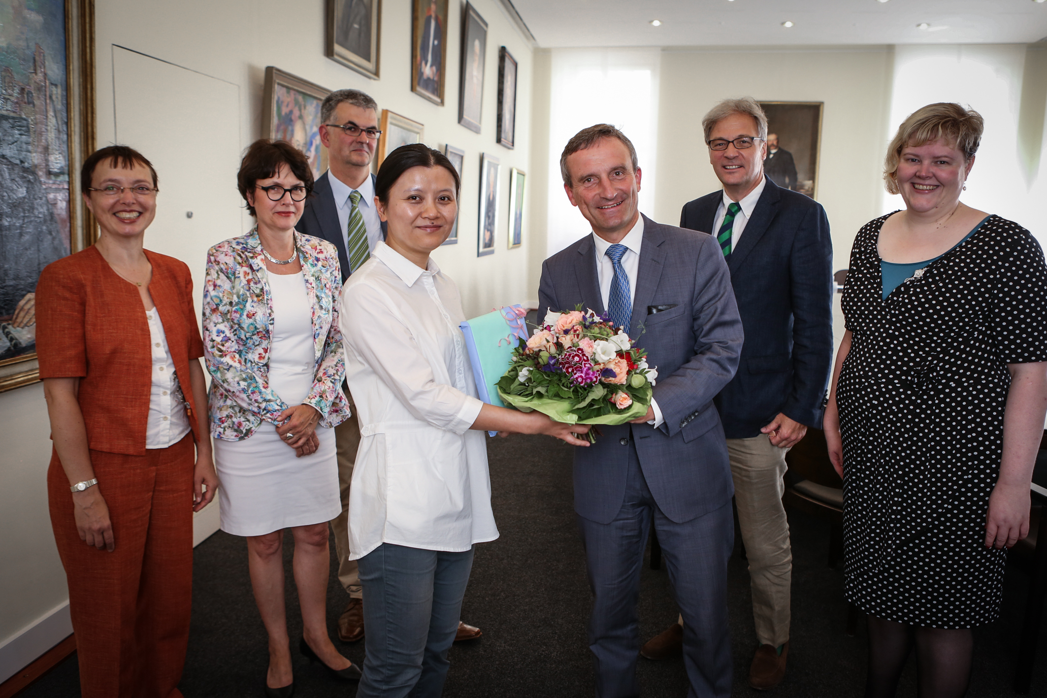 Heine-Stipendium für Studentin aus Chongqing ...