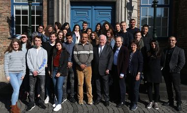 Bürgermeister Friedrich G. Conzen empfing die Schülergruppe aus Israel im Rathaus. Foto: David Young