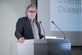 Mobilitäts- und Umweltdezernent Jochen Kral bei seiner Rede, Foto: Gstettenbauer.