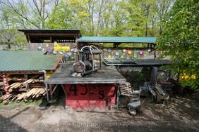 In den Sommerferien bieten das Jugendamt und die freien Träger wieder ein buntes, vielfältiges Düsselferienprogramm für Düsseldorfer Kinder und Jugendliche ab sechs Jahren an. Der Online-Vorverkauf startet am Samstag, 22. April, 10 Uhr. Foto: Gstettenbauer