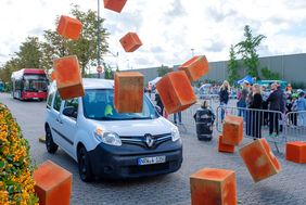 Bei einem Bremstest wird verdeutlicht, wie lange ein Fahrzeug braucht, bis es aus voller Fahrt zum Stillstand kommt, Foto: Schaffmeister