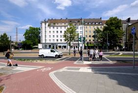 Foto von neuem Rad- und Gehweg entlang des Ludwig-Hammers-Platz
