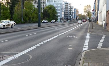 Neuer Radweg auf der Kaiserstraße. Foto Amt für Verkehrsmanagement