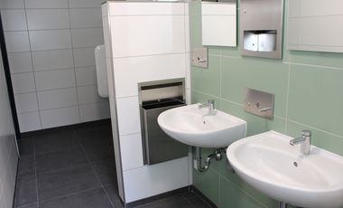 Vier städtische Toilettenanlagen sind umfassend saniert worden. Foto: Amt für Gebäudemanagement