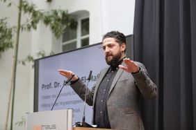 Prof. Dr. Aladin El-Mafaalani bei seinem Vortrag