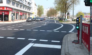 Der neue Radweg zwischen Am Wehrhahn und Kölner Straße