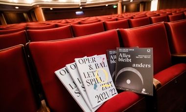 Programmhefte der Deutschen Oper am Rhein Saison 2021/22