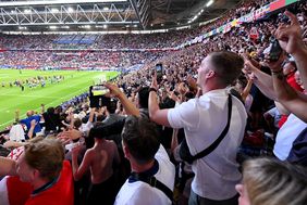 Über 46.000 Zuschauer sorgten in der Arena Düsseldorf für eine unvergessliche Stimmung. Foto: UEFA via Getty