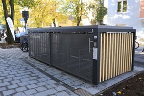 Die Fahrradstation der Mobilitätsstation ist schon ausgebucht. Foto: Ingo Lammert